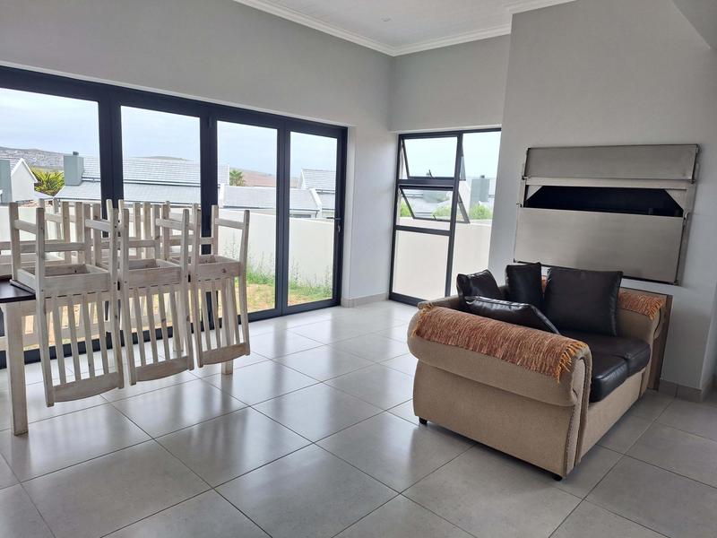 3 Bedroom Property for Sale in Hartenbos Heuwels Western Cape